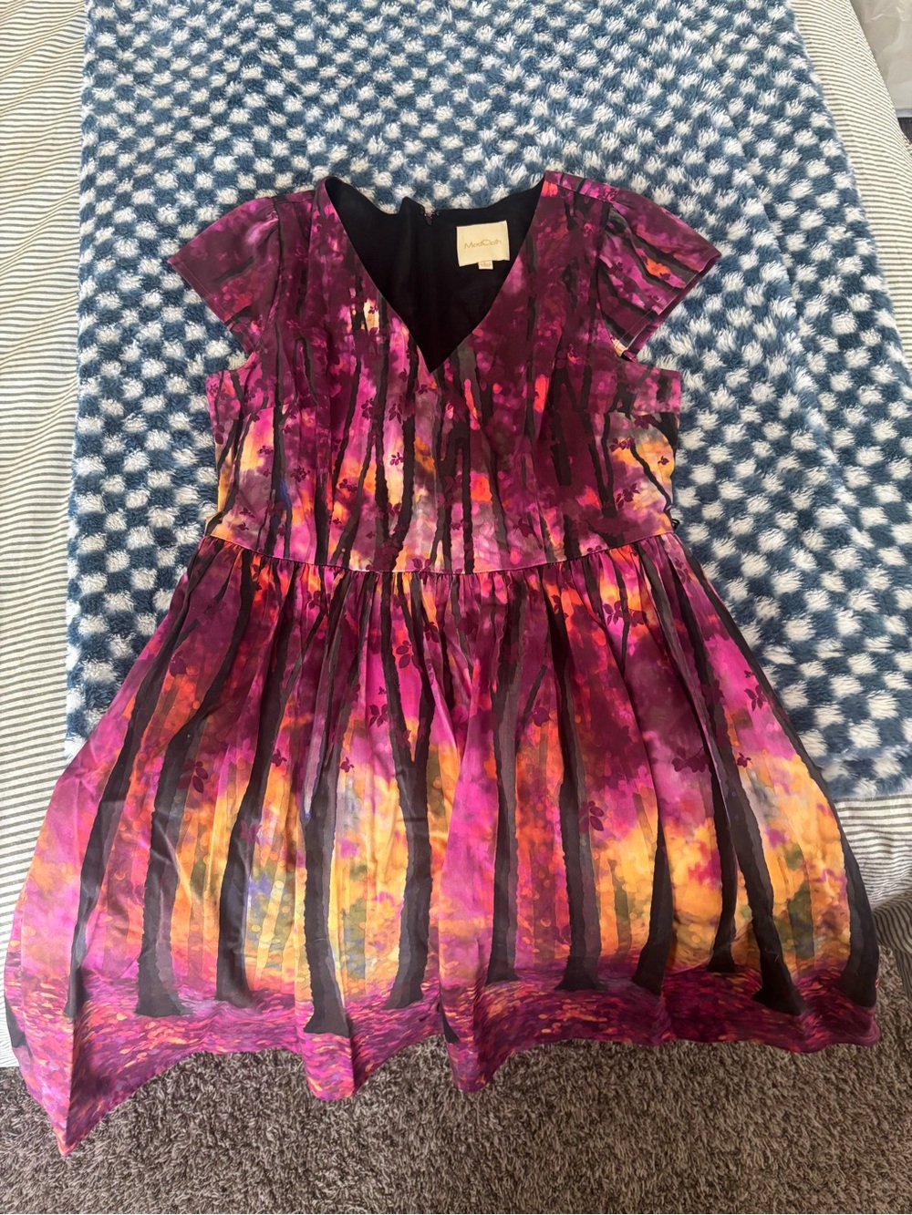 ModCloth V‑Neck Fit-and-Flare Dress